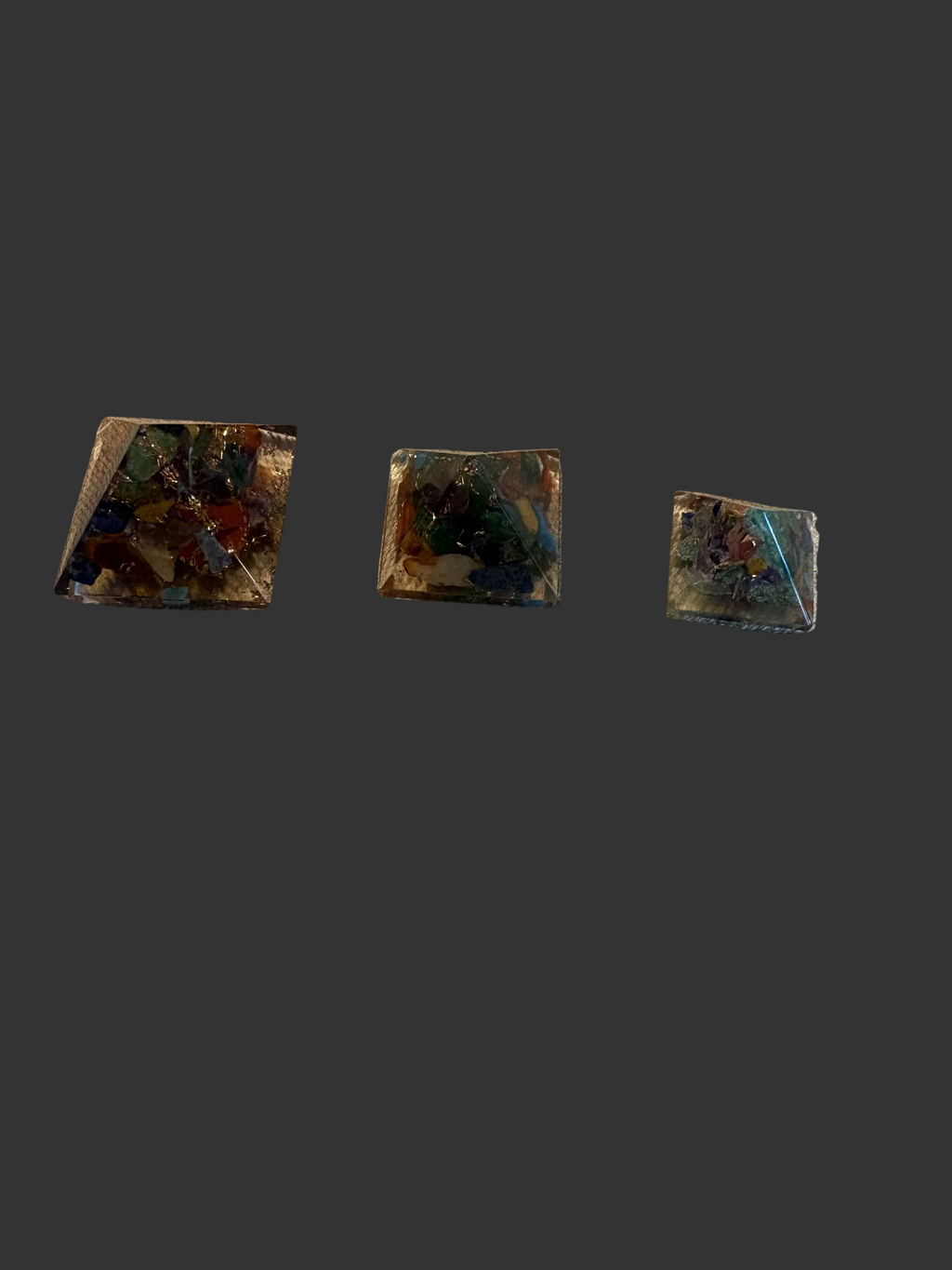 Mixed Stone Pyramid set